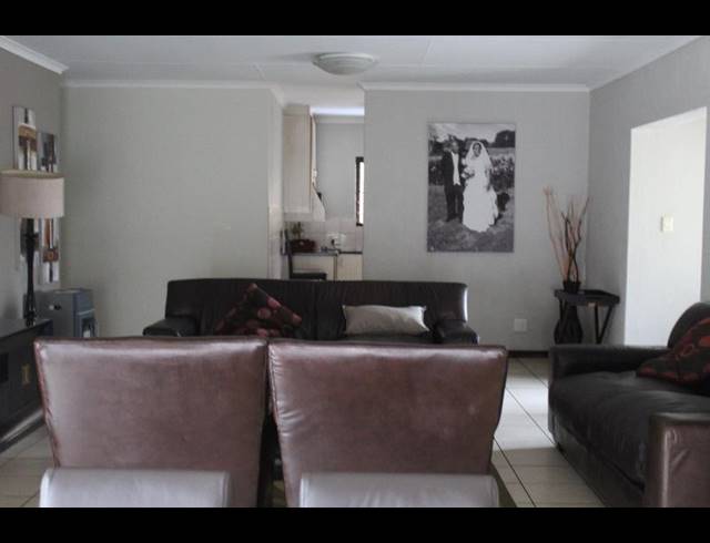 3 BEDROOM HOUSE FOR SALE IN ERAND GARDENS